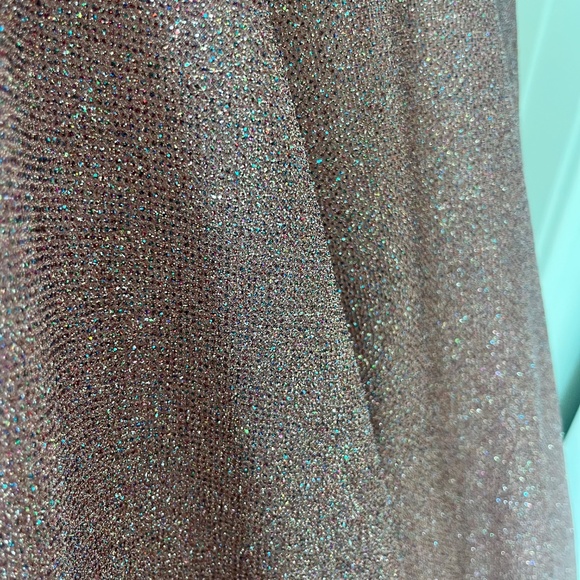 Coya Collection Hand-Beaded Glitter Ball Gown XS – Rose Gold Elegance ✨ - Picture 8 of 15